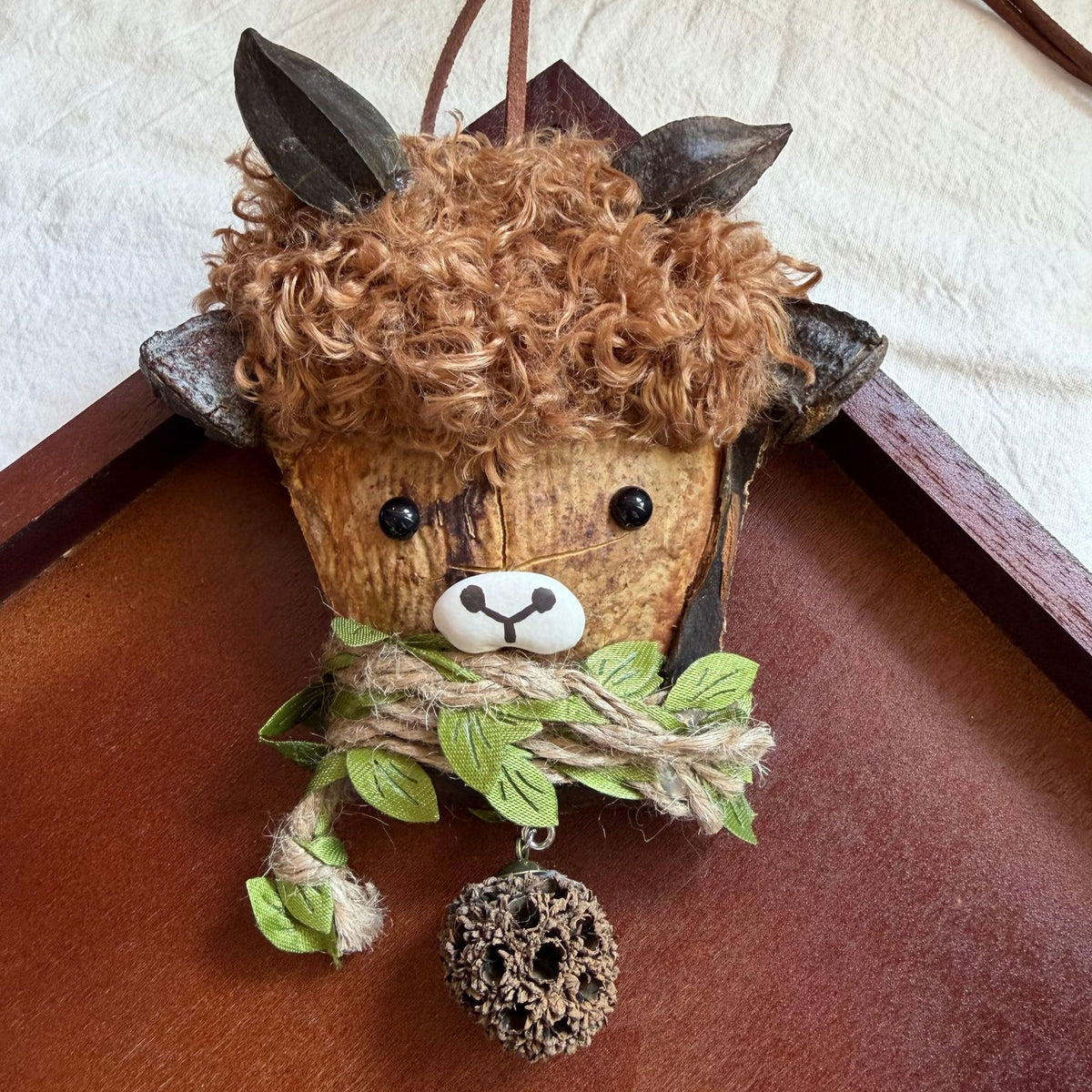 Seed-Ear Pod Animal Charm